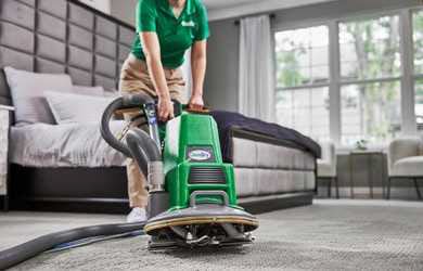 How Does A Carpet Cleaning Machine Work