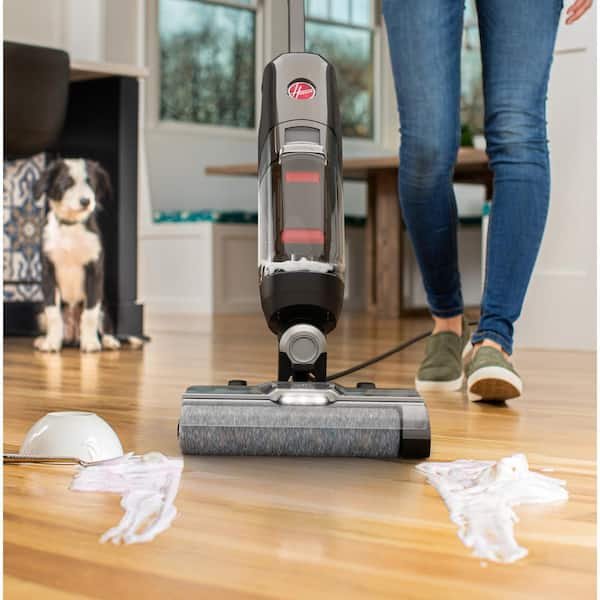 How To Vacuum Hardwood Floors